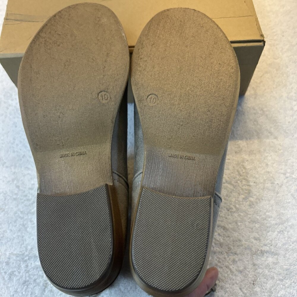 Journee Collection Grey Livvy Ankle Bootie Back Zip Size 10 NEW - Picture 5 of 8